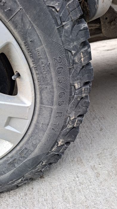 Vand roti cu caciucuri noi