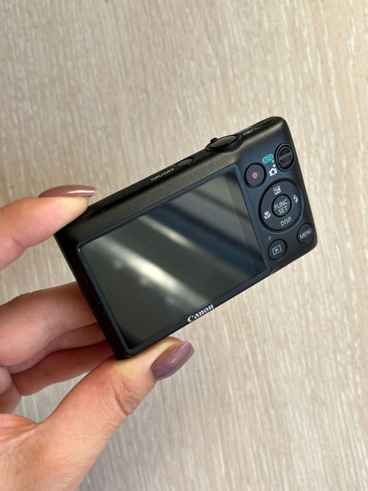Продам фотоаппарат Canon