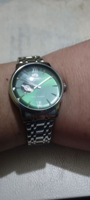 Сатылады механические часы Orient