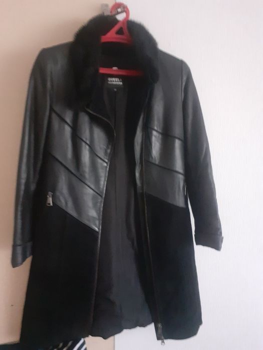 Продам кожаные пальто, воротник норка