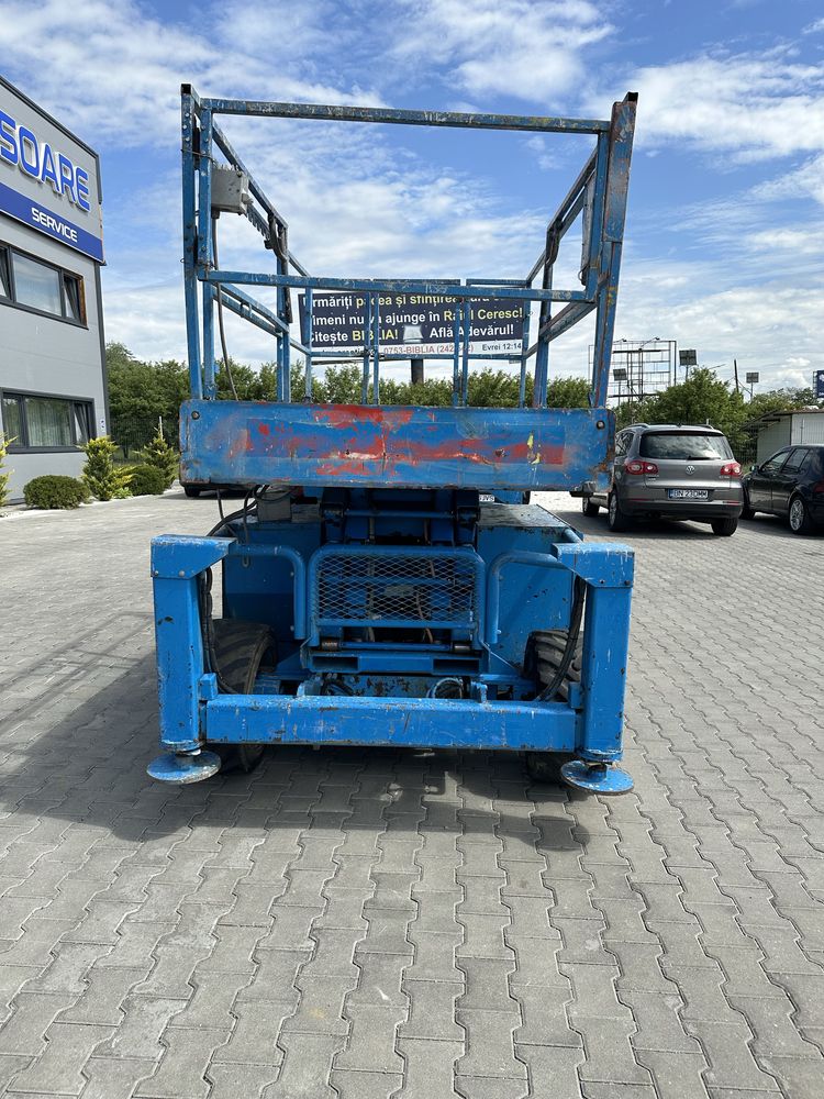 Nacela SkyJack 6832 RT 12 m