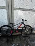 Vând bicicleta KTM peak TM in stare foarte buna