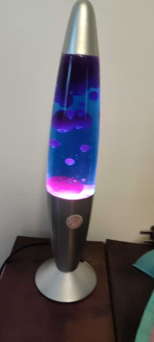 синьо-лилава Лава лампа Lava Lamp