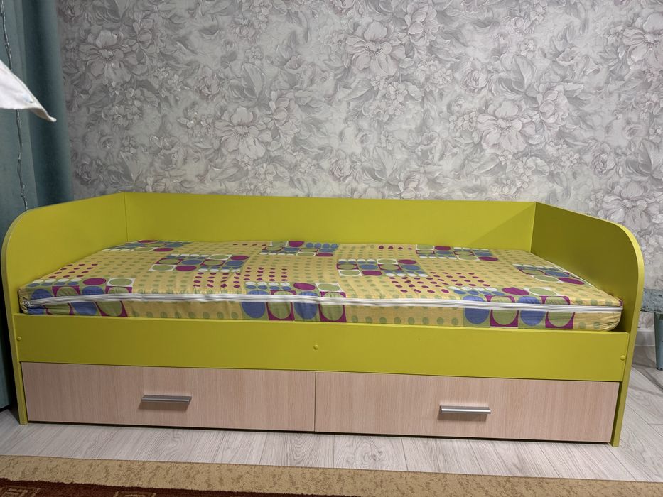 Продам кровать 20000