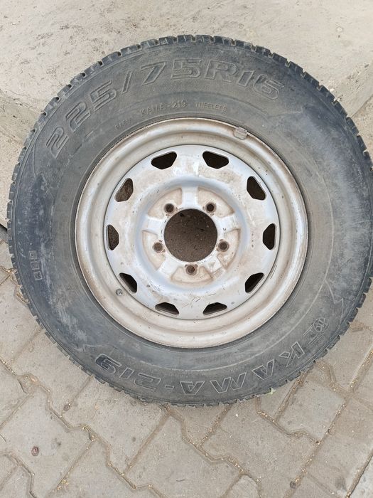 Балоны на УАЗ шипованные