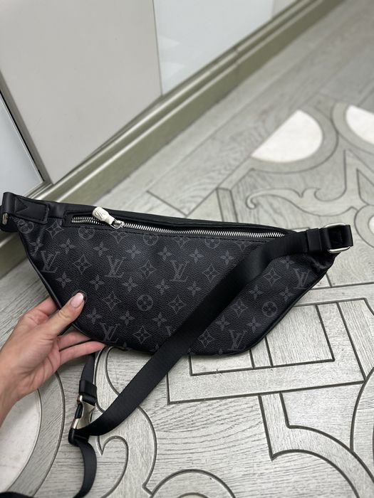 Нова мъжка чанта