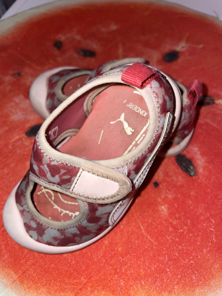 Puma 22 номер сандали