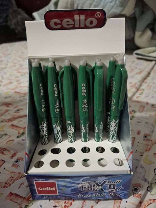 Зелёная стирающаяся ручка 0,7мм