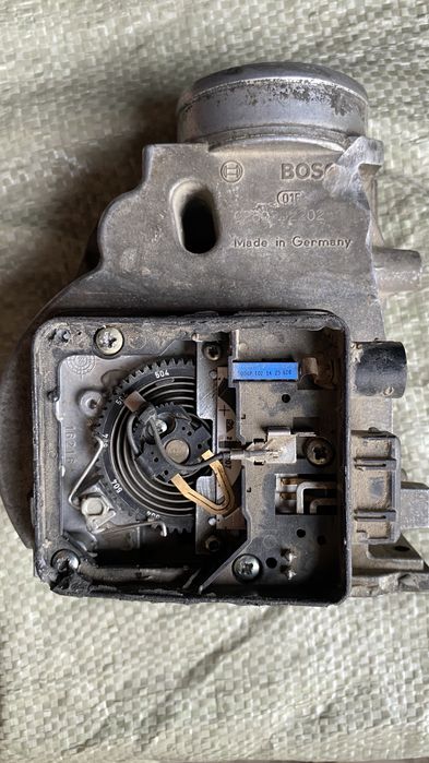 ДМРВ валюметр Опель Вектра, Аскона, Омега 1.8 ,2.0 инжектор