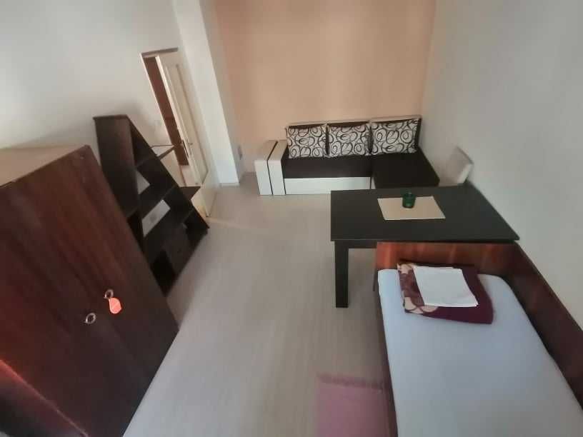 Дава се под наем Двустаен апартамент в Бургас, Възраждане - 52 кв.м за 255 € - Снимка #3