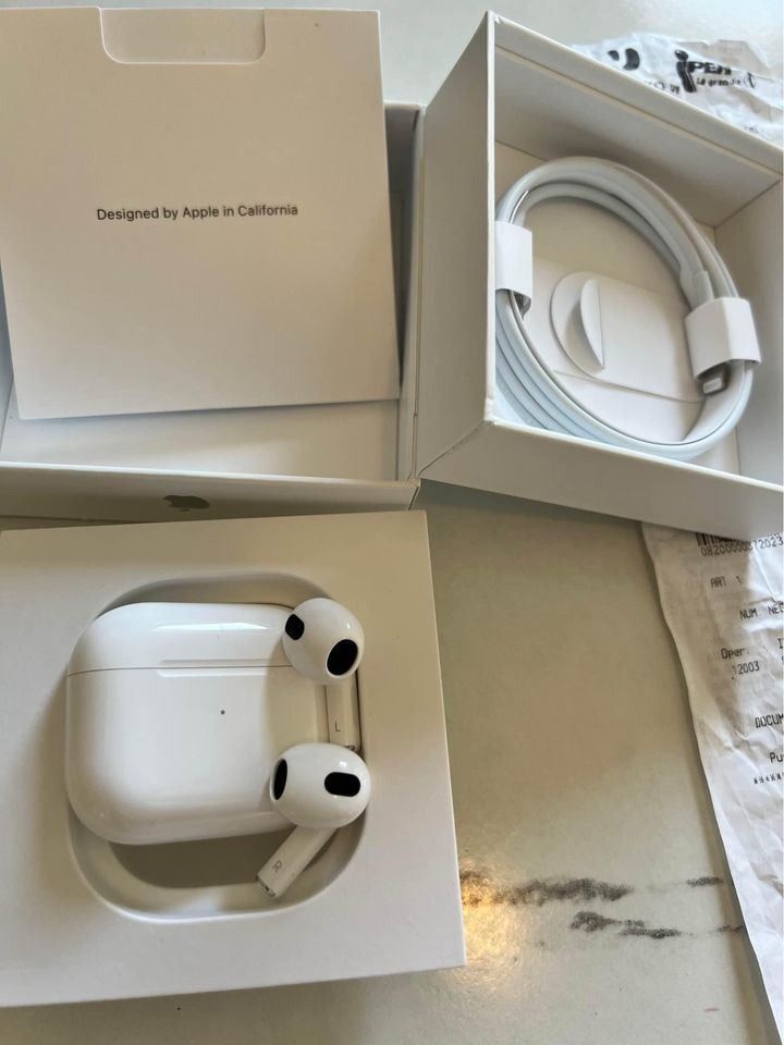 Слушалки Airpods 3