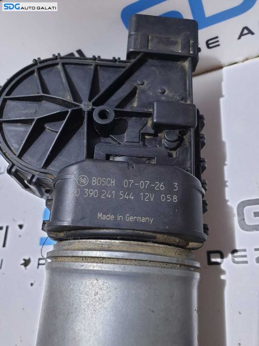 Motoras Stergator Stergatoare Parbriz Dacia Sandero 2008 - 2012 Cod 0390241544