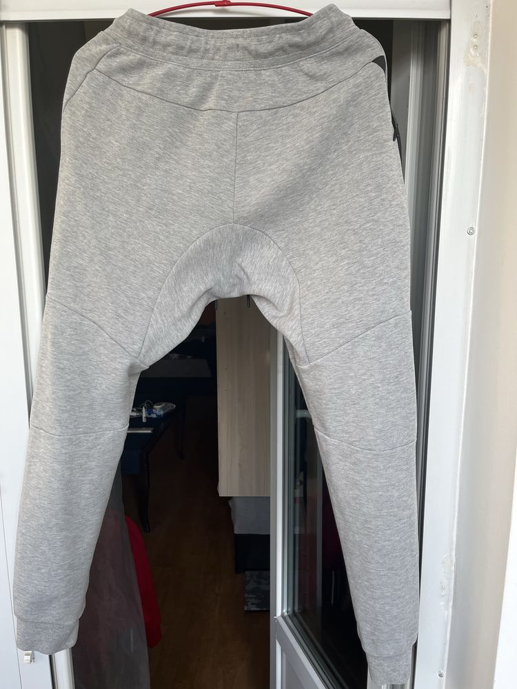 Nike Tech Fleece Old Season