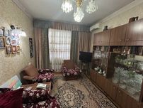 Продаётся 2 х комнатная квартира