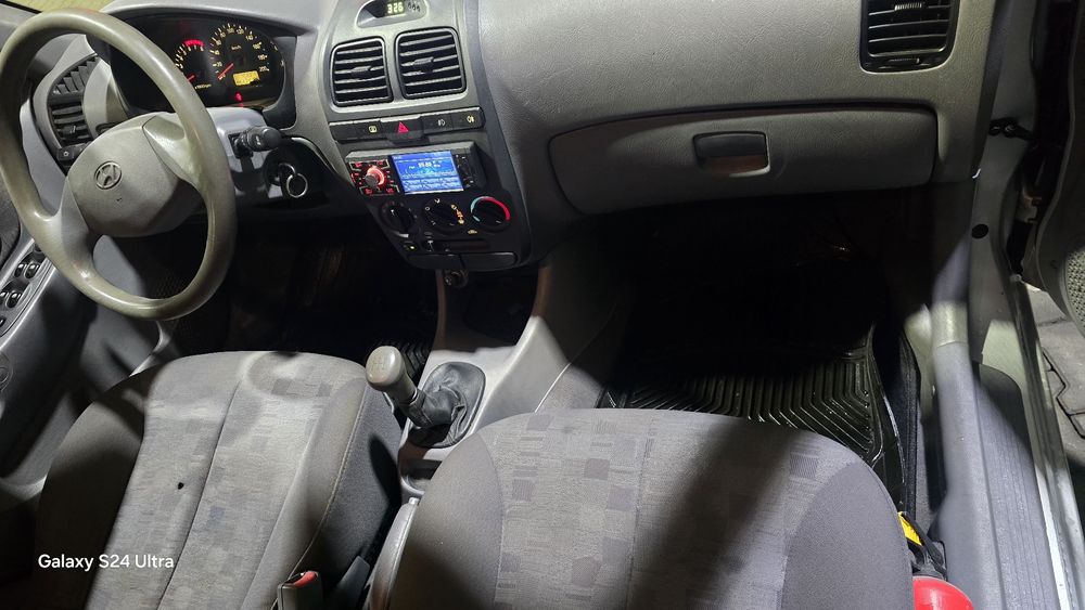 Hiundai Acent 14 benzina 170mi km