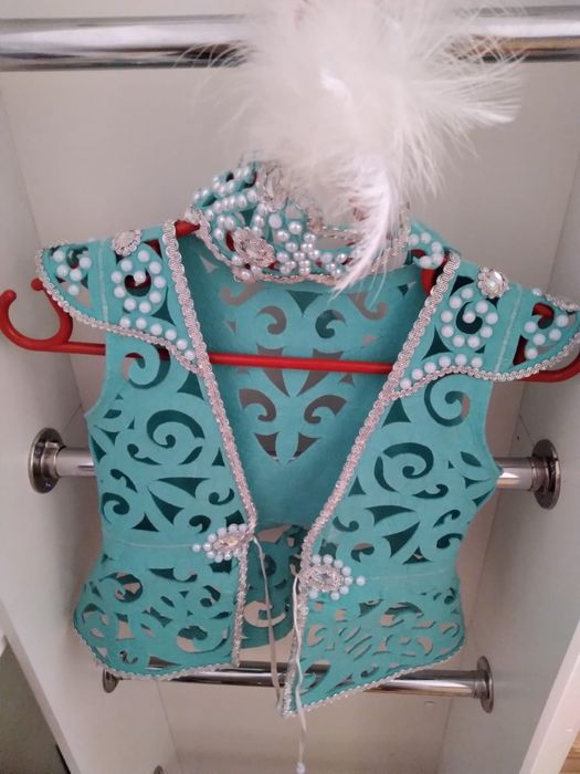 Жилетка в национальном стиле