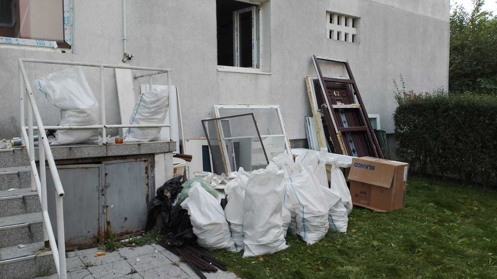 Transport moloz Evacuare apartamente