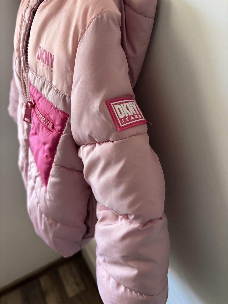 DKNY jeans baby яке 12 месеца