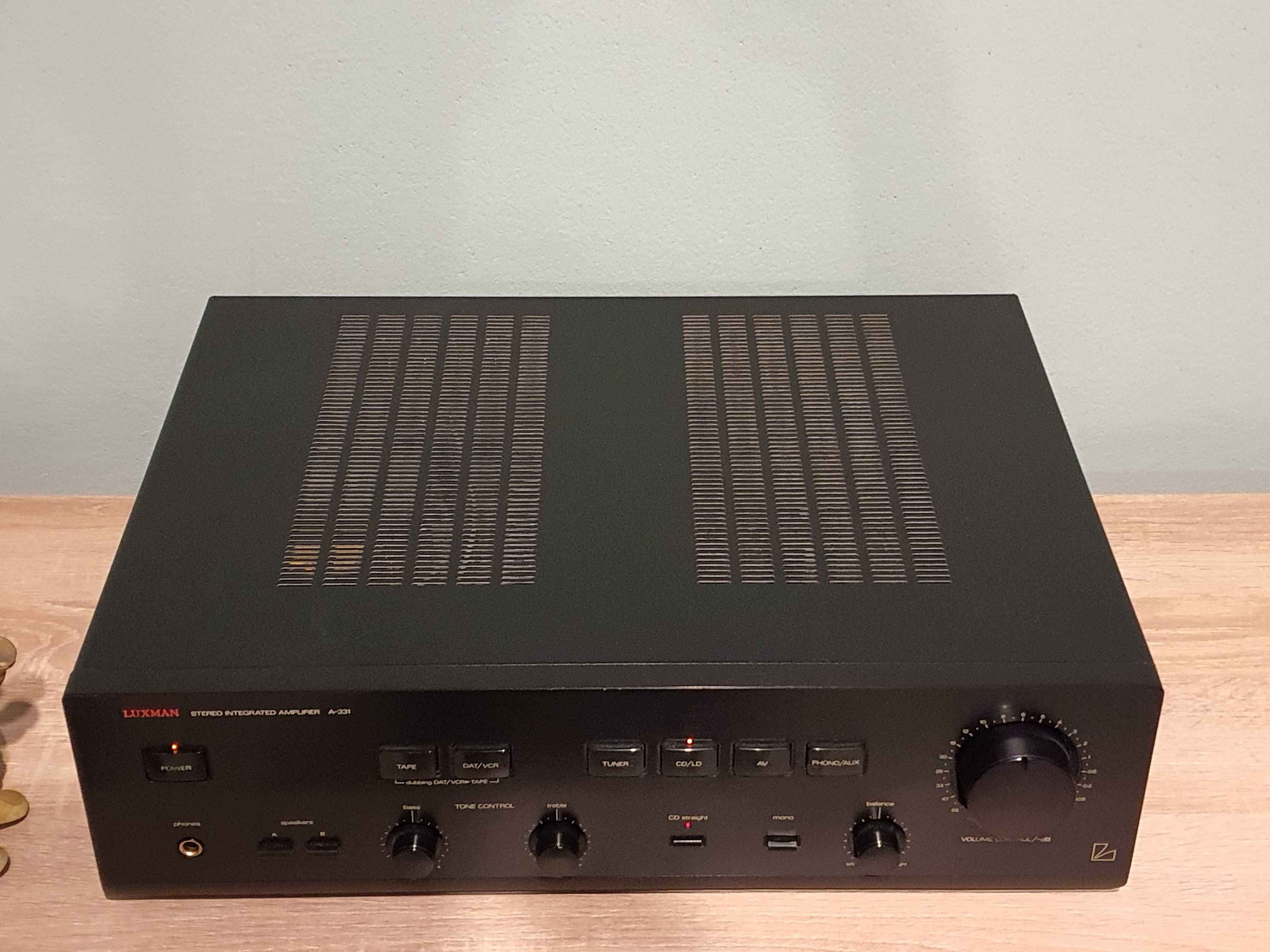 amplificator stereo Luxman A-331