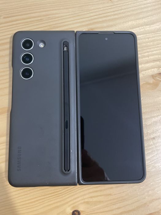 Samsung Galaxy z fold 5 256gb