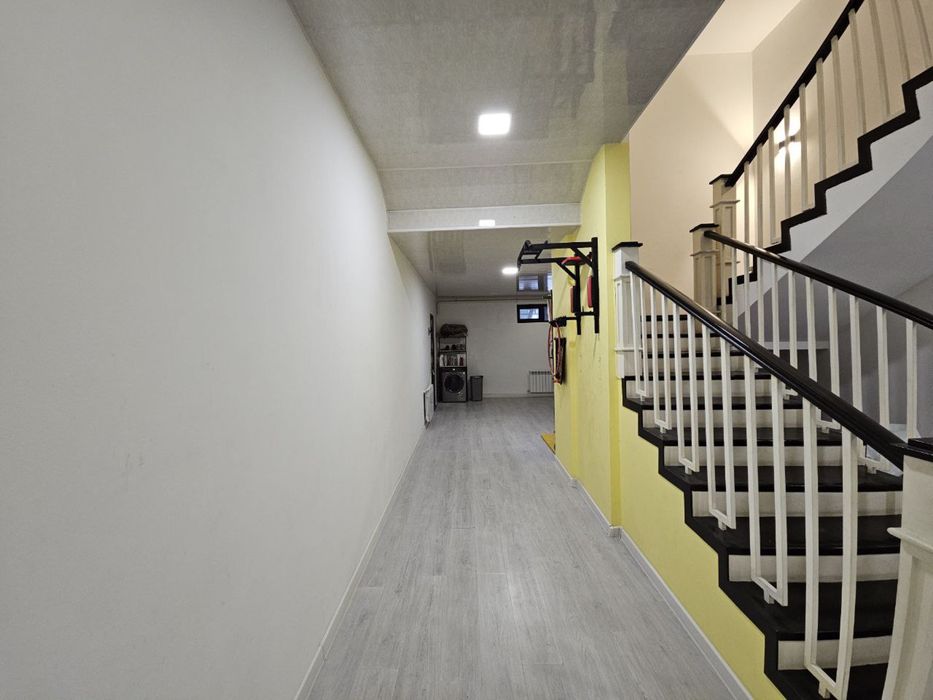 Продается дом 2,8 сотки Мирзо Улугбек Циолковская строили для себя