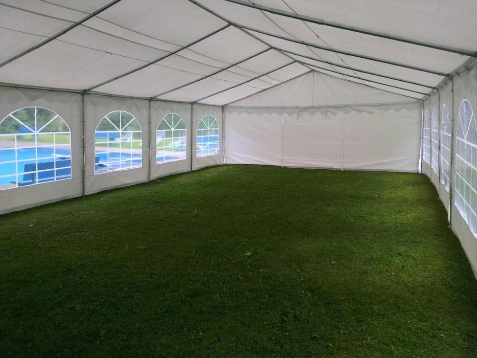 Cort pentru evenimente.