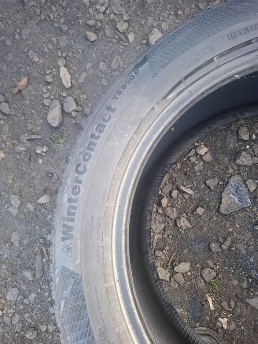 Vand 2 anvelope 255 50 19 continental de iarna bune dot 2021