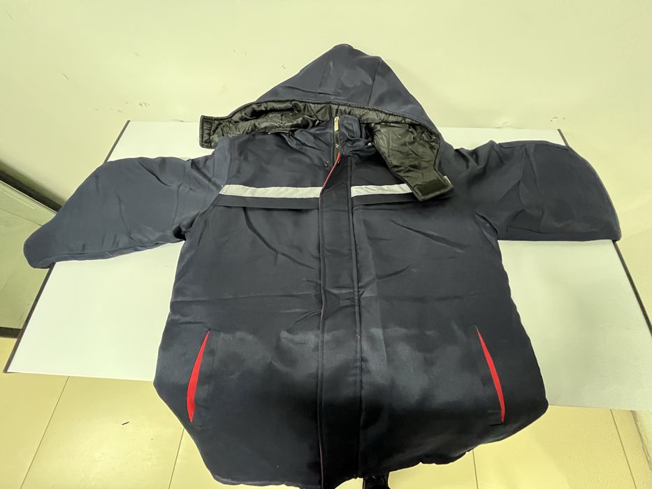 Куртка с штанами и батинки