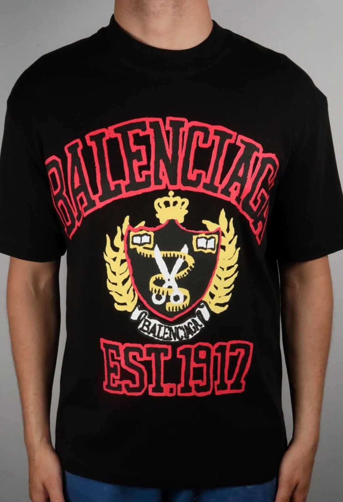 Нови мъжки тениски Balenciaga нови с етикети в черен