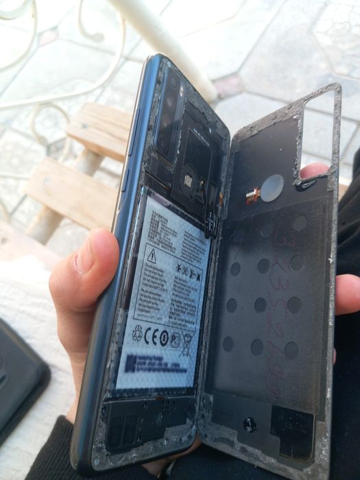 TCL 20Se(T671H) telefon sotiladi arzon va yaxshi