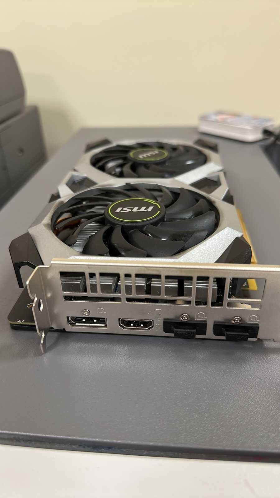 Продавам геймърска карта- GeForce GTX 1660 SUPER™ VENTUS XS OC