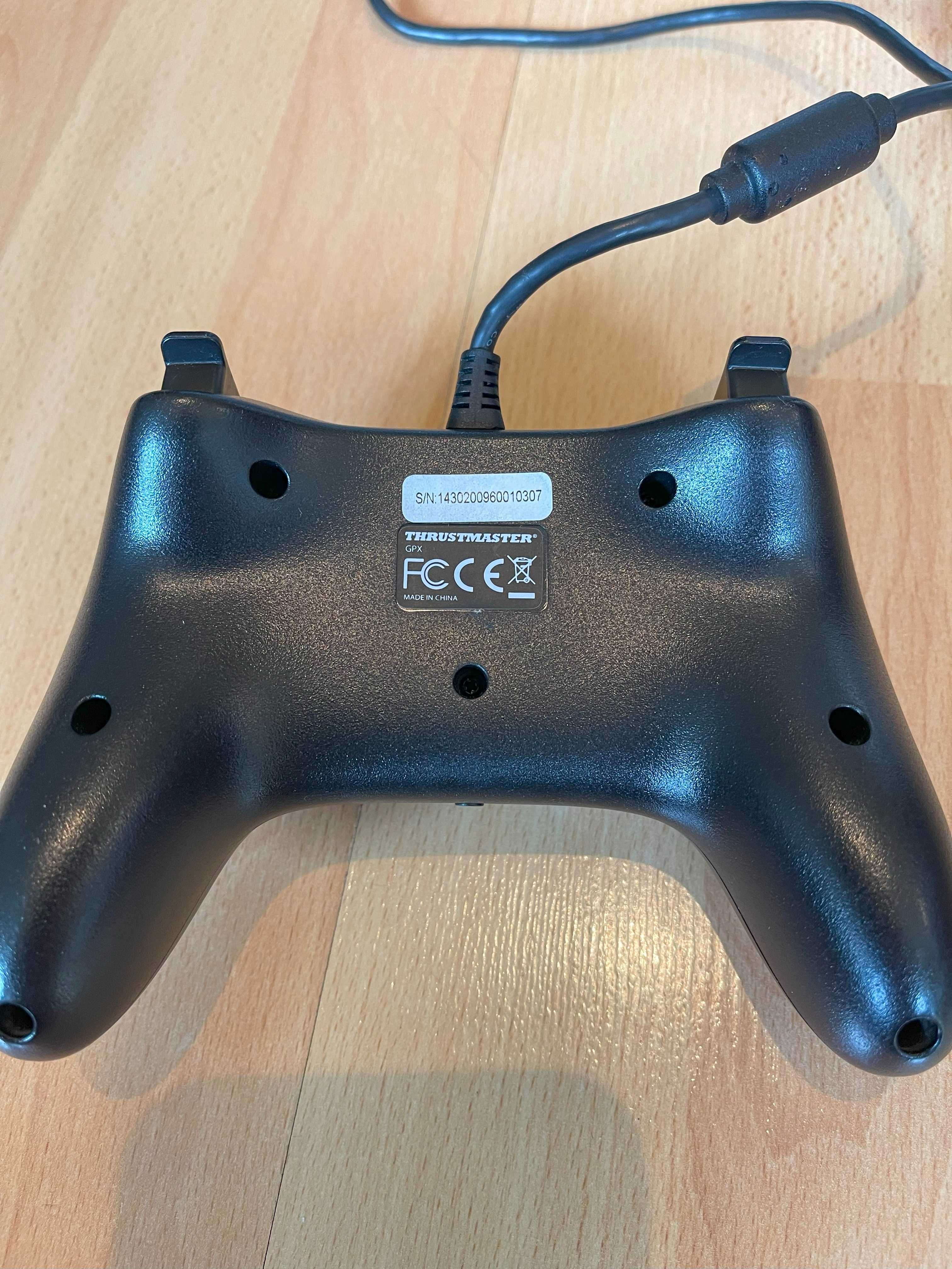 Комплект от Thrustmaster - joystick и gamepad