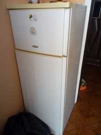 Хладилник фризер 360 лтр., бял, марка  "Елит"