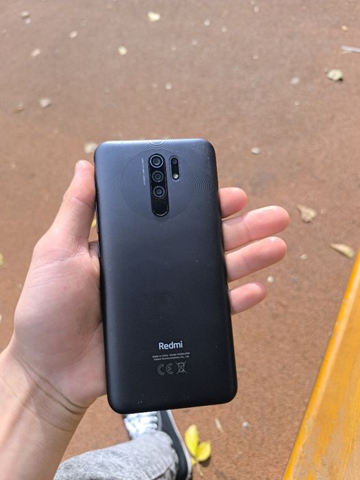 Redmi 9  в идеале, 64гб редми 9