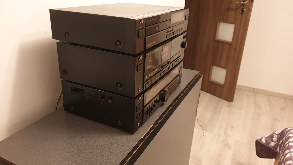 Linie audio JVC RX-302