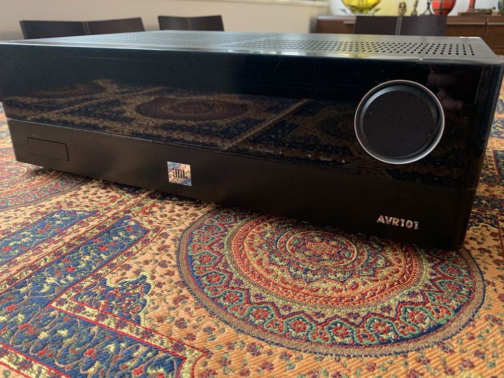 Receiver JBL AVR 101 stare exceptionala