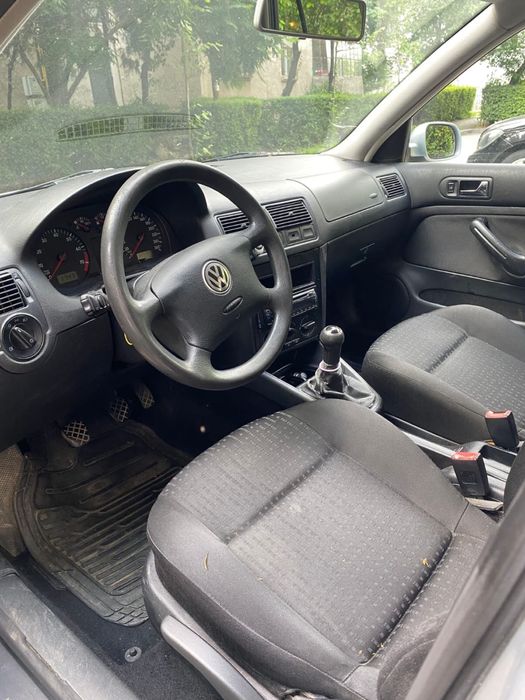 Volkswagen golf 4 2002