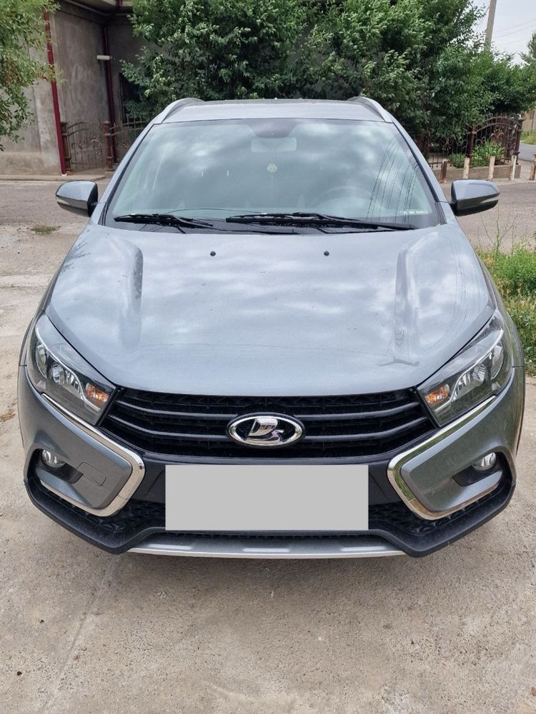 Lada Vesta SW Cross 2019 года