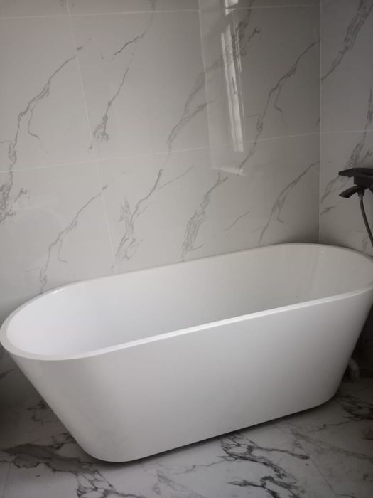 Продается новая ванная в связи с тем что не подошла по размеру