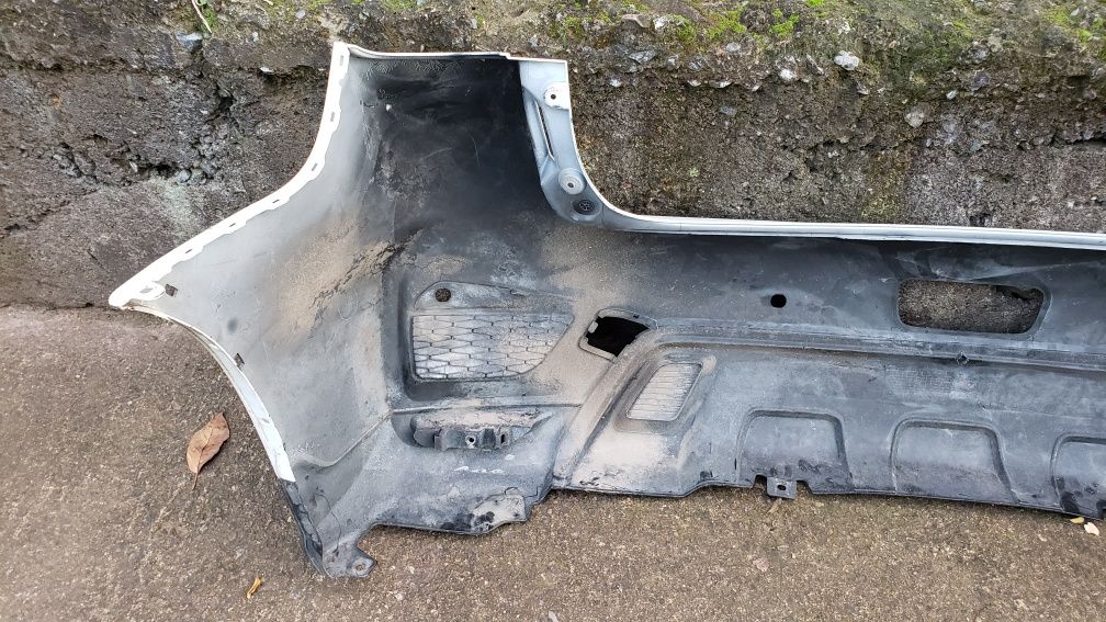 Задна броня Митсубиши АСТ, 2019г. Zadna bronq Mitsubishi AST, 2019g.