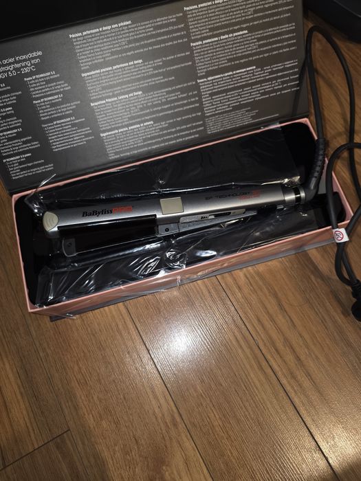 Placa pentru întins parul Babyliss Pro