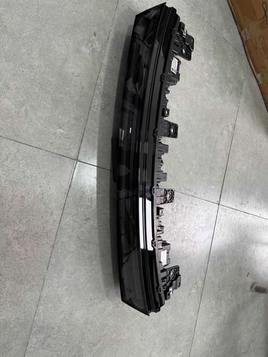 Leapmotor C01 олди фаралари ва орка фаралари бор