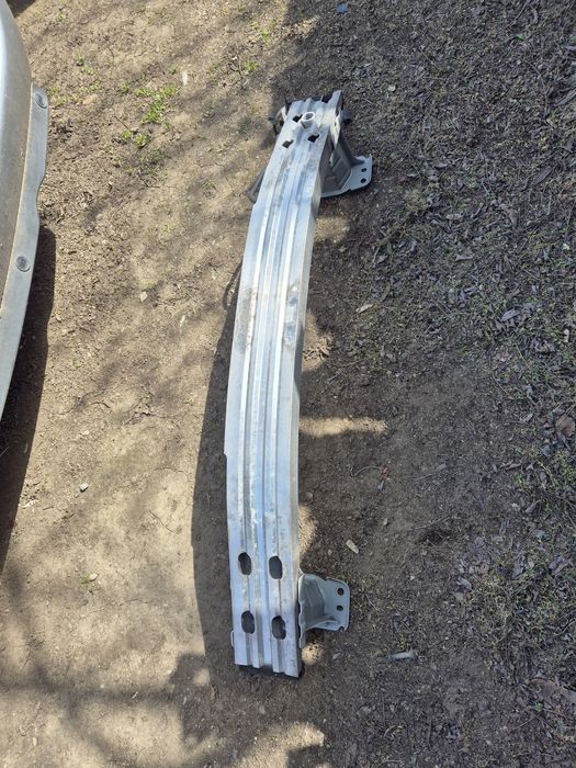 Armatura Bară Față cu suporți Toyota Corolla E21 Hybrid Break/Hatchbak