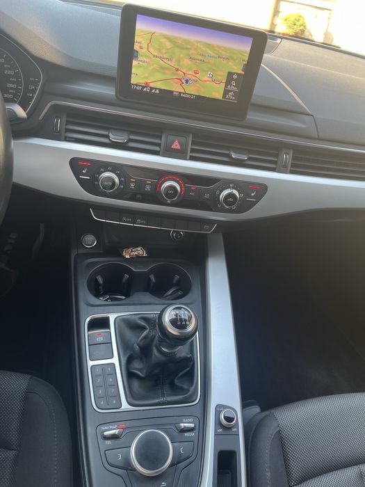 Vand Audi A4 B9, 2018