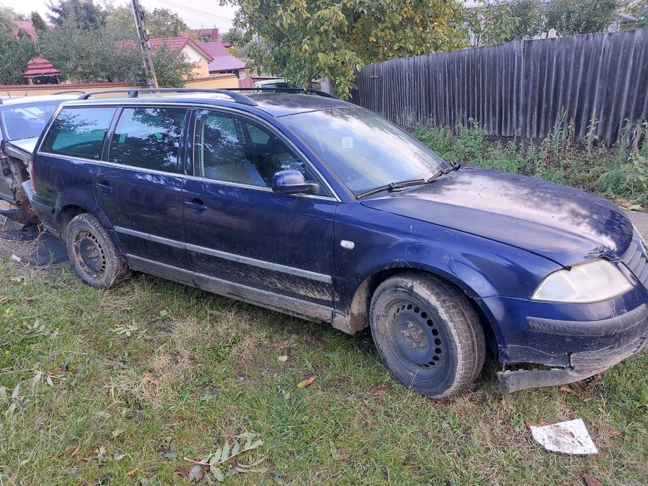 Vand sau dezmembrez Vw Passat B5 1.9