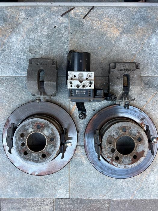 Pompa ABS frâna discuri frana etriere BMW X5 E 70