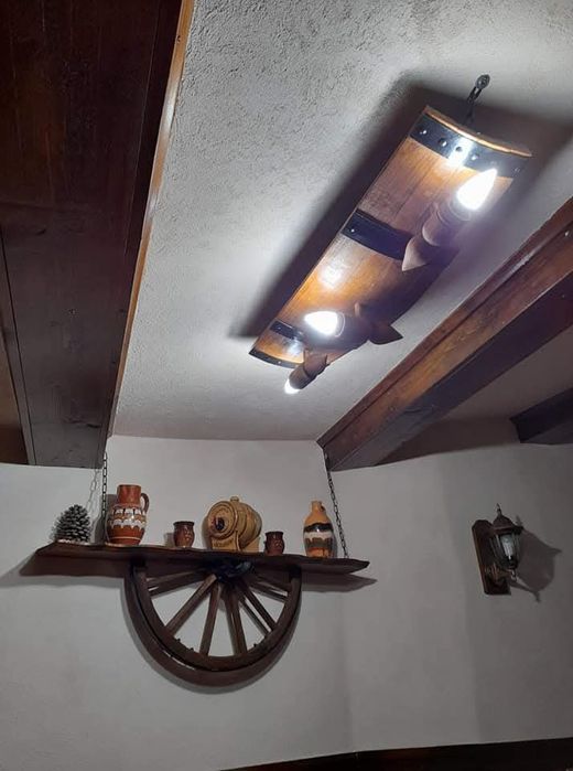 Полилеи, осветление от дъбови бъчви с 3 ръчно изработени дървени чашки