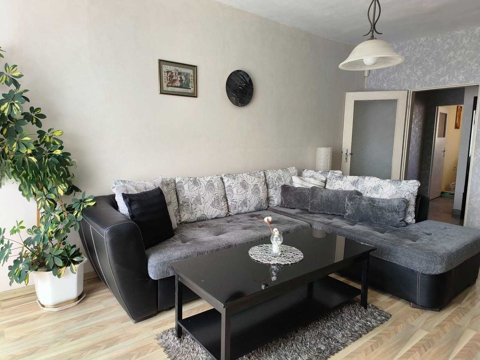 Дава се под наем Тристаен апартамент в София, Света Троица - 90 кв.м за 650 € - Снимка #4