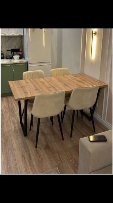 Кухонный стол стуля