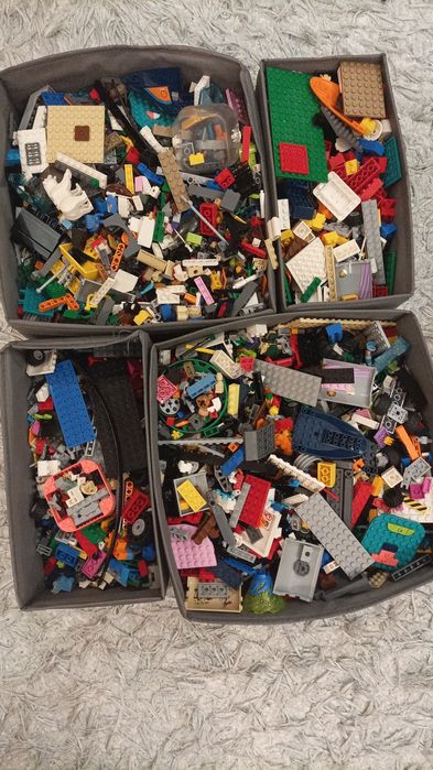 Vand piese Lego + cataloage
